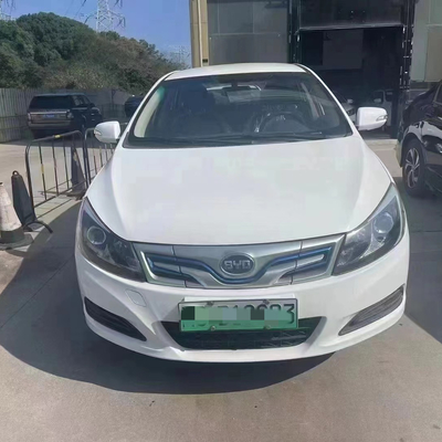2019 BYD E5 450 400KM EV Αυτοκίνητο 0KM για μεταπώληση Μέγιστη ταχύτητα 130KM / h 4 πόρτες 5Καθόνες Πολύ απόθεμα