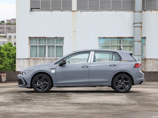 Αναβαθμίστε το Ride σας 2023 Golf Facelift 208 TSL DSG PRO Μικρό SUV με LED Daytime Light