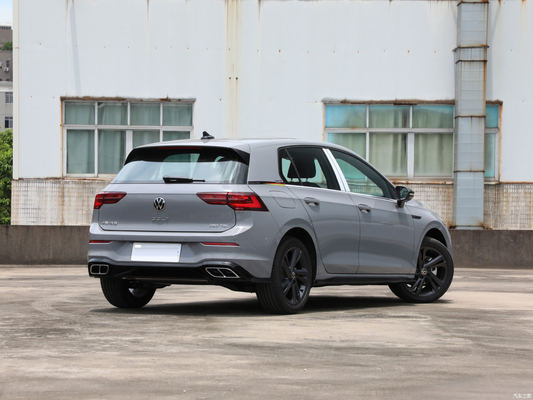 Αναβαθμίστε το Ride σας 2023 Golf Facelift 208 TSL DSG PRO Μικρό SUV με LED Daytime Light