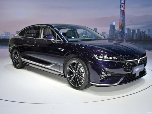 2023 Lantu Dongfeng Voyah Passion Voyah Zhuiguang Phev Car Plug In Hybrid 4wd Μακροχρόνιο
