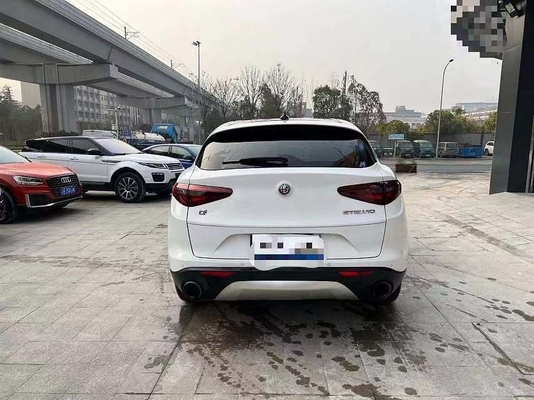 64L χωρητικότητα δεξαμενής Alfa Romeo Stelvio Q4 Sport SUV σε καλή κατάσταση