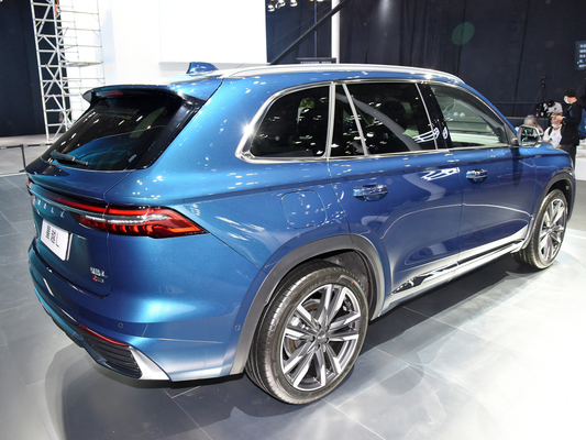 Το Gelly Geely Monjaro 2.0T 4WD Flagship Βενζινοκίνητο SUV με μεταξόνιο 2500-3000mm