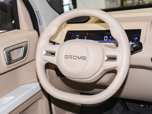 Έτοιμος για αποστολή 2022 Geely Panda Mini EV 4 θέσεις καθαρό ηλεκτρικό αυτοκίνητο 120km / 200km εμβέλεια