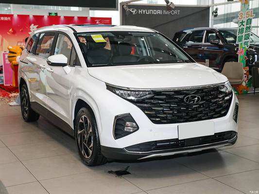 2022 Αριστερό τιμόνι 207T GDi 5 πόρτες 7 θέσεις MPV Βενζινοκίνητο αυτοκίνητο με σύστημα ψυχαγωγίας αυτοκινήτου