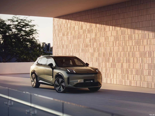 2023 Lynk Co 08 Plug-in Hybrid Long Range PRO SUV 120KM Pure Electric Range στην αγορά