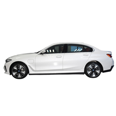 Ενεργειακό όχημα 2022 BMW i3 Ηλεκτρικό αυτοκίνητο με αυτονομία 526 χλμ και συνολική ισχύ κινητήρα 210 kW