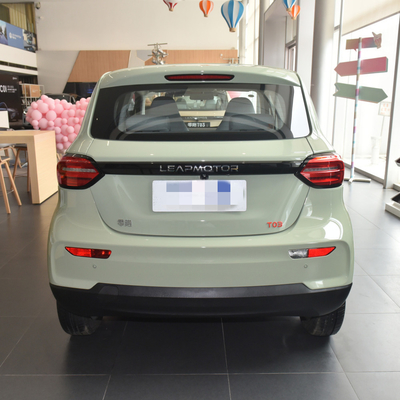 Πίσω κάμερα και αριστερή διεύθυνση Leapmotor T03 4 θέσεις μικρό ηλεκτρικό αυτοκίνητο EV για ενήλικες