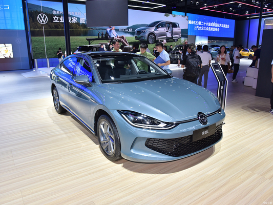 Euro VI Emission Standard 2024 Volkswagen Lamando L 200TSI DSG Τρέντυ έκδοση Hatchback