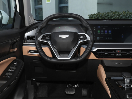 Το Geely Pro2024 μοντέλο 1.5T DCT 5 θέσεων SUV 4518*1834*1715 Διαστάσεις και σύγχρονο σχεδιασμό