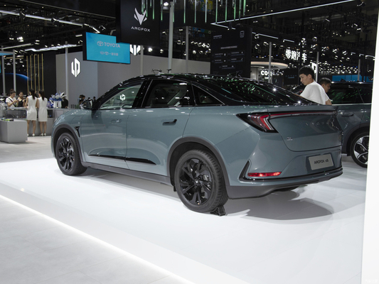 Ενέργεια Baic Arcfox Alpha S 735E 160KW EV Αυτοκίνητο Μεγάλη ταχύτητα Μεγάλο χώρο Αριστερή οδήγηση Μακροχρόνιο