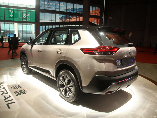 Υβριδικό καύσιμο Nissan X-trail E-power 2023 Αυτοκίνητο Βενζίνη Ηλεκτρική κίνηση Διπλός κινητήρας 4x4 ABS SUV
