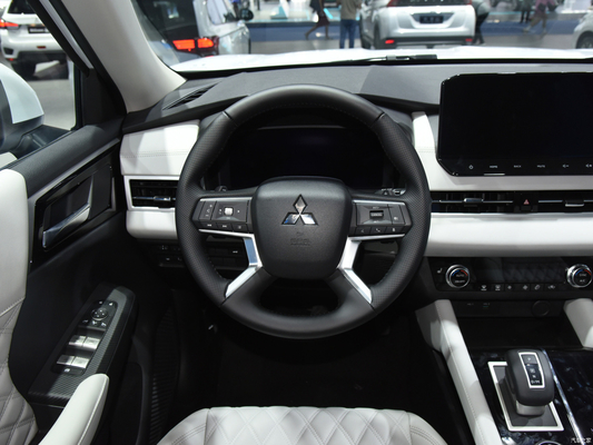 Ηλεκτρικό σύστημα διεύθυνσης 2023 Mitsubishi Outlander 1.5T τετρακίνητο SUV Zunyao