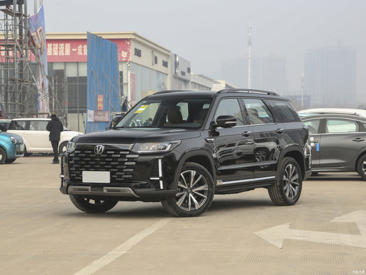 Μπροϊνή ανάρτηση Macpherson 2023 Chang'an CS95 Plus 2.0T 2WD πολυτελές SUV 5 θυρών 7 θέσεων