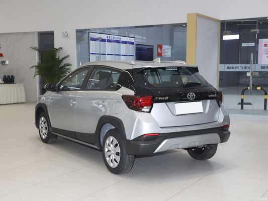 Το 2022 Toyota YARiS L 1.5L χειροκίνητο κλιματιστικό leading PLUS μικρό SUV 4 θυρών 5 θέσεων