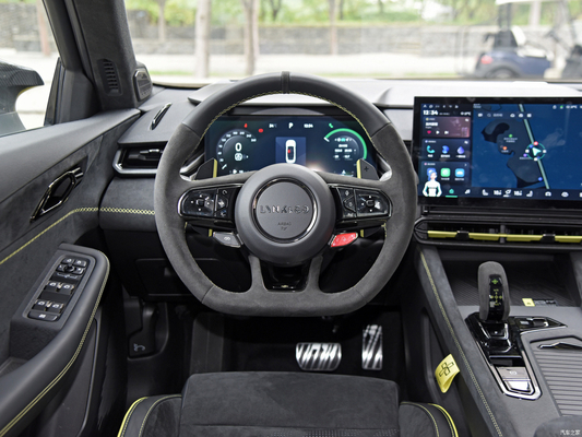2023 Lynk Co 03 2.0TD Αυτοματοποιημένο Sedan 5 θέσεις 5 αερόσακοι TPMS Συμπεριλαμβανομένης της μέγιστης ταχύτητας 250KM