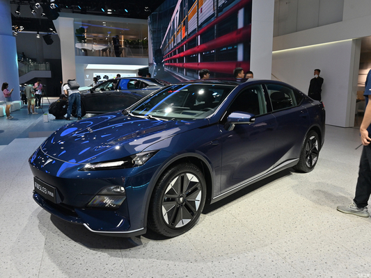 2023 Shenlan SL03 Ηλεκτρικό αυτοκίνητο 515KM 5 θυρών 5 θέσεων Sedan με 190KW Συνολική ισχύς κινητήρα