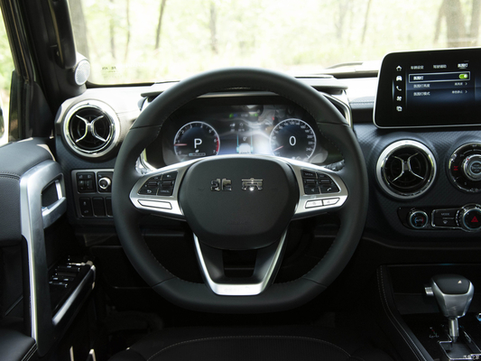 2024 BAIC BJ40 Πολυλειτουργικό οχήμα εκτός δρόμου με ηλεκτρικό καθρέφτη οπίσθιας θέσης και ESC