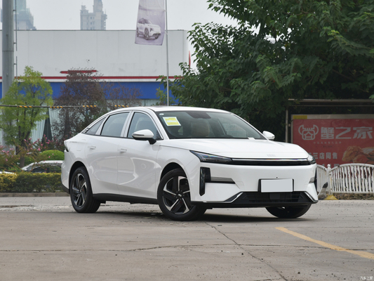 Geely Galaxy L6 2023 60km Υβριδικό PLUS Sedan 1.5T Ηλεκτρικό αυτοκίνητο για CLTC 60k