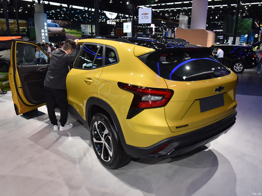 135KW Αριστερό τιμόνι Chevroletseeker Compact SUV 1.5T CVT RS Honeycomb Βενζίνη αυτοκίνητο Made