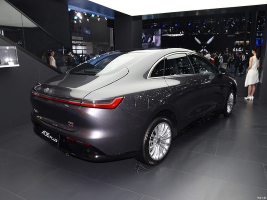 520KM CLTC αριστερή οδήγηση 2024 Hycan A06 PLUS καθαρό ηλεκτρικό πολυτελές αυτοκίνητο για απόδοση