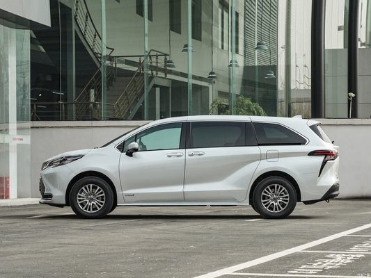 2022 1.5L Καθαρή έκδοση 4 θυρών 5 θέσεων Sedan Υβριδικό βενζινοκίνητο όχημα με οθόνη αφής