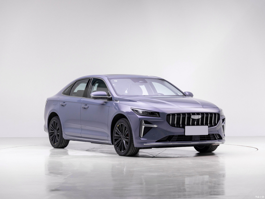 Το Geely Preface L 1.5TD Υβριδικό πολυτελές σεντάν με 4 εμπρόσθιες ταχύτητες και μπροστινό 1 πίσω 1 ραντάρ