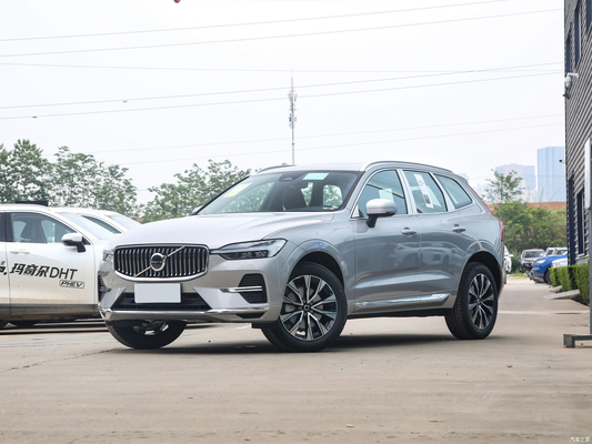 2024 Volvo XC60 B5 48V Light Hybrid 4WD Luxury Mid-Size SUV με 5 καθίσματα και 6 αερόσακους