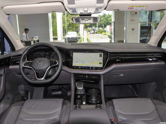 s Top-Performance Touareg 2.0T TSI Ruishang Edition Μεσαίο και Μεγάλο SUV 5 θέσεων
