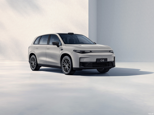 Το 2024 καθαρό ηλεκτρικό SUV με 530 χλμ. και μέγιστη ταχύτητα 170 χλμ. την ώρα από το Leapmotors C10