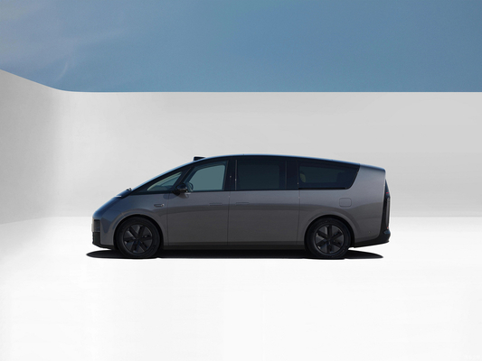 Lixiang MEGA Ev 5350*1965*1850 Μακροχρόνιο διπλό κινητήρα 4WD για ασύγκριτη απόδοση
