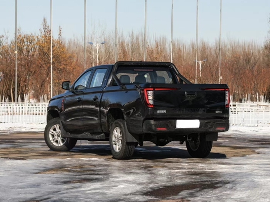 2024 SINOTRUK 2.0T Αυτοματοποιημένο πετρελαιοκίνητο 4WD Μακροξυλικό πολυτελές φορτηγό για αριστερή οδήγηση