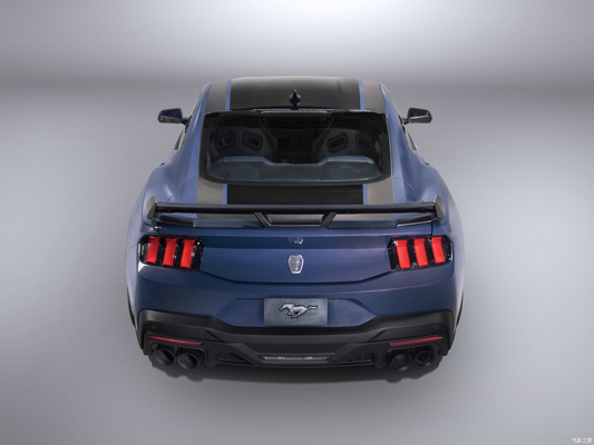 Αριστερή οδήγηση Mustang 2024 5.0L V8 Dark Horse Εισαγόμενο σπορ αυτοκίνητο 4821*1917*1401