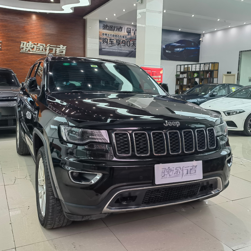 JEEP Grand Cherokee 2017 μοντέλο 3.0L 4X4 AWD Ιδανική κατάσταση Μέγιστη ροπή 200-300Nm