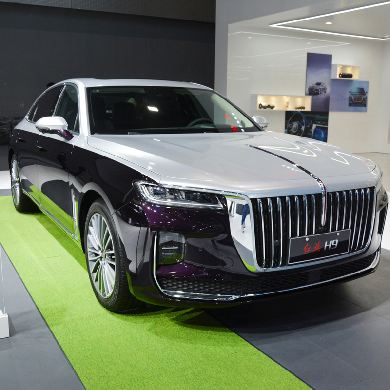 Εφοδιασμένο με ESC Hongqi H9 2.0T Sedan Ηλεκτρικός καθρέφτης οπίσθιας θέσης και για βέλτιστη οδήγηση
