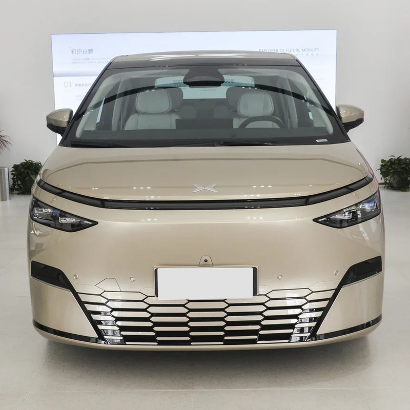 Ως εικόνα Xpeng X9 2024 μοντέλο 702 υπερυπολογισμένη διάρκεια ζωής μπαταρίας PRO με 235KW συνολική ισχύ του κινητήρα