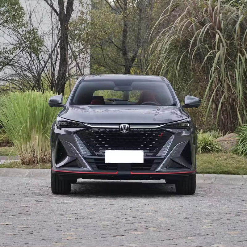 2024 Changan X7Plus 1.5T DCT αυτόματο βενζινοκίνητο αυτοκίνητο με μέγιστη ταχύτητα έως 205 KM/h